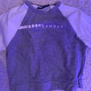 Long sleeve under armor sweatshirt